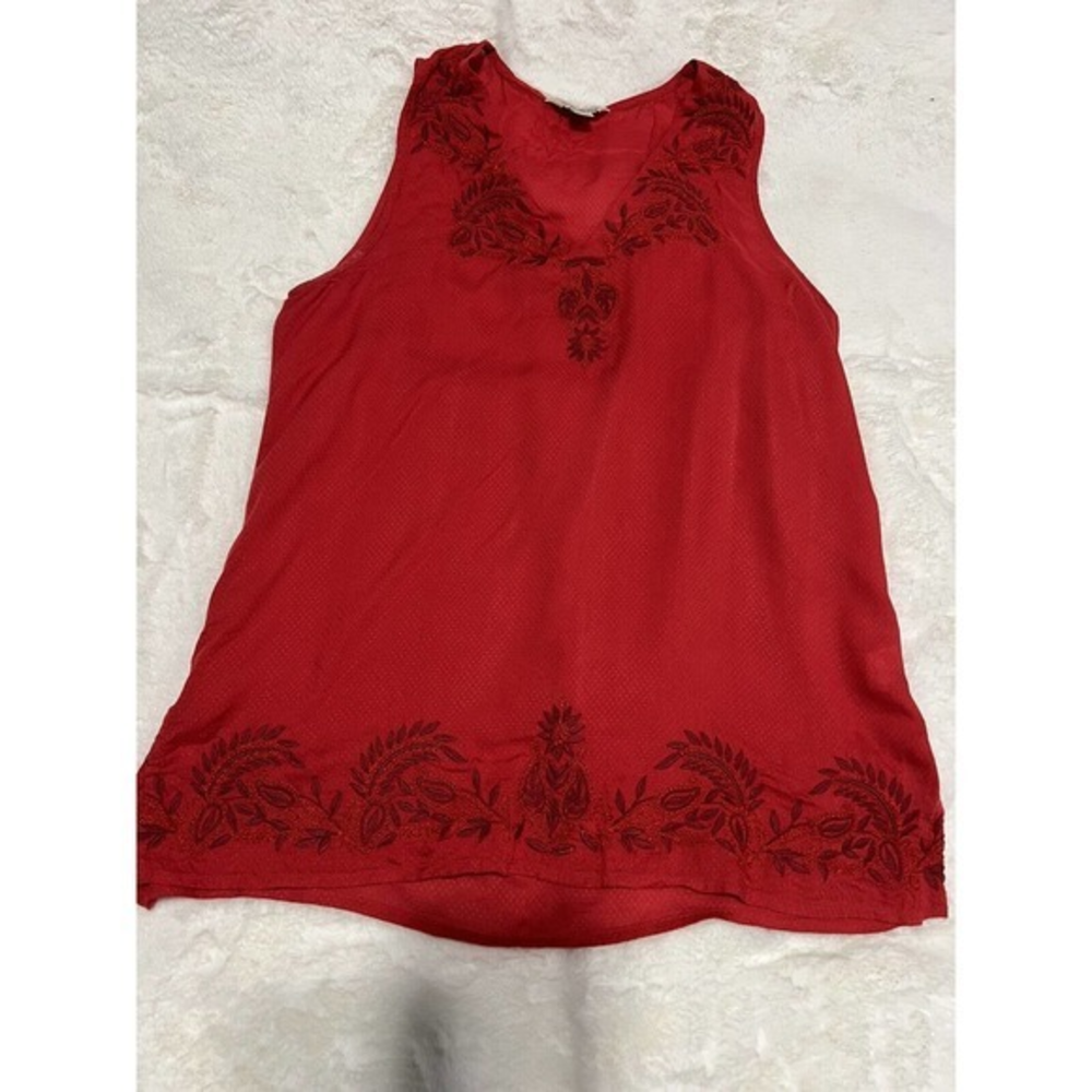 Lucky Brand‎ Women's size XS embroidered details Red V-Neck Tunic Top, V-Neck